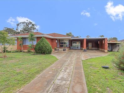 15 Longo Avenue, Pinjarra WA 6208