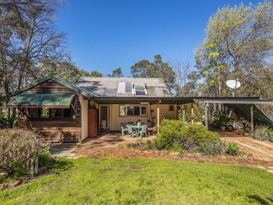 299 Berry Road, Gidgegannup WA 6083