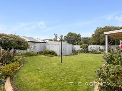 4 Meech Way, Clarkson WA 6030