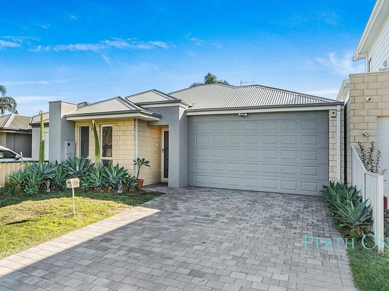 13B Lyrebird Way, Thornlie WA 6108