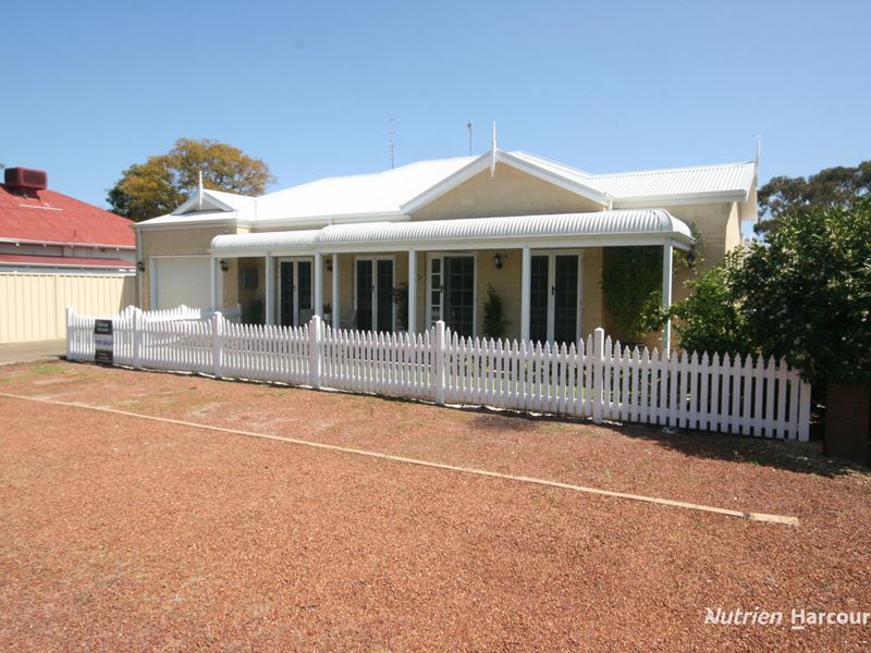 12 Cody Street, Northam