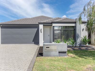 6 Amiens Street, Hilbert WA 6112