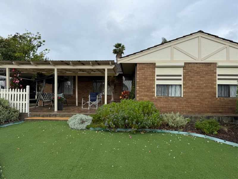 2 Idyll Court, Heathridge WA 6027