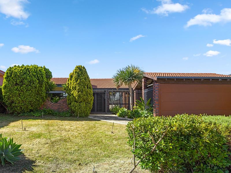 22 Earlston Place, Booragoon WA 6154