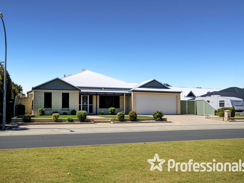 15 Carna Bay Road, Australind WA 6233