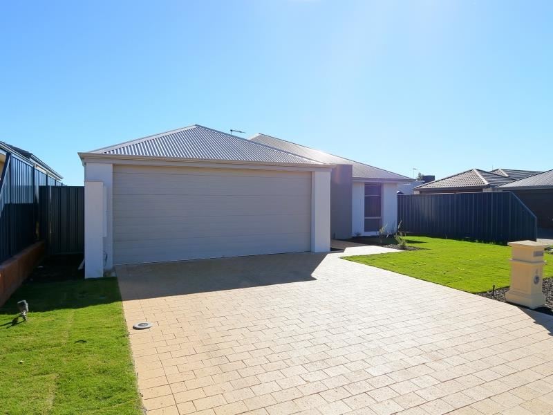 4 Primrose Loop, Byford WA 6122