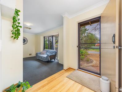 16 Dionne Place, Gosnells WA 6110