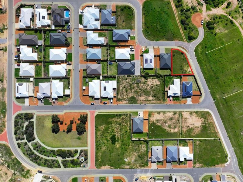 24 Manxman Gardens, Wandina