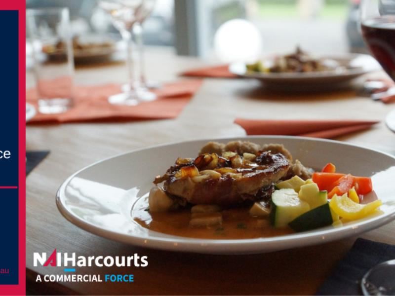 Food/Hospitality - An Outstanding Restaurant With Liquor Licence For Sale