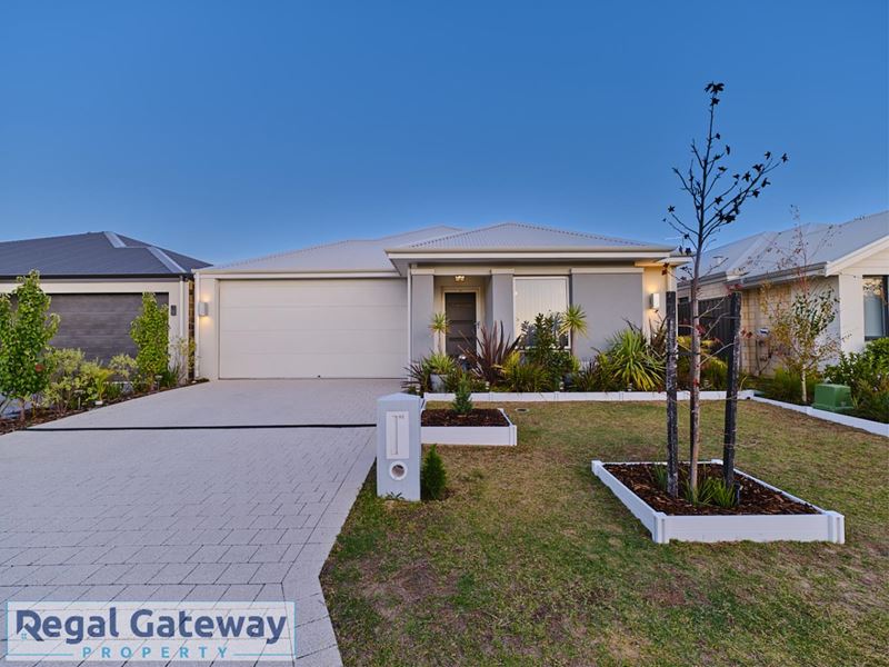 82 Aquamarine Parade, Treeby WA 6164