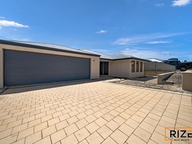 7 Capri Leone Way, Sinagra WA 6065