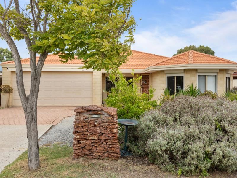 30 Trevino Drive, Port Kennedy WA 6172