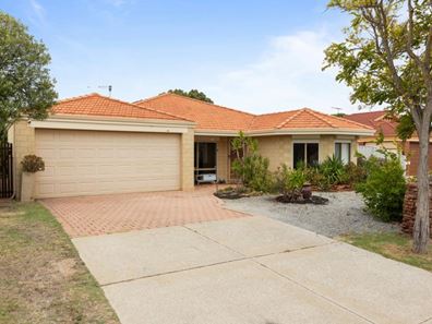 30 Trevino Drive, Port Kennedy WA 6172