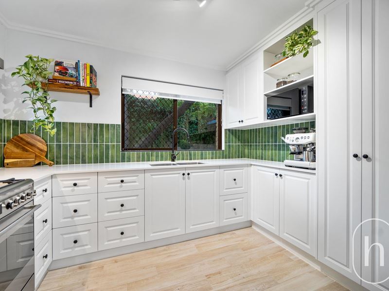2/3 Lawrence Street, Como