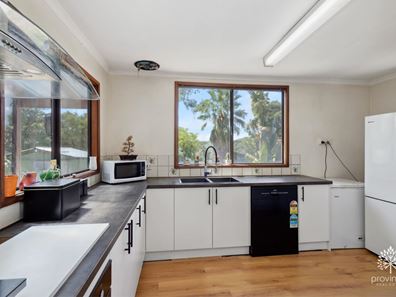 5 Empire Road, Carmel WA 6076