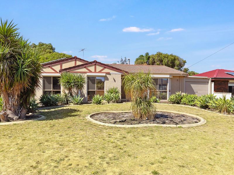 25 Breaden Drive, Cooloongup WA 6168