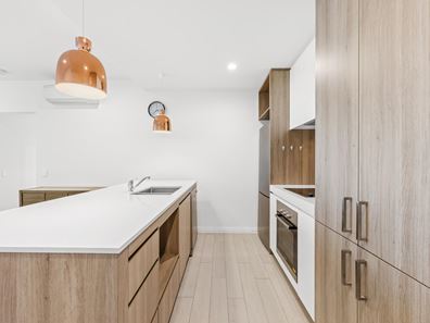 601/8 Tassels Place, Innaloo WA 6018