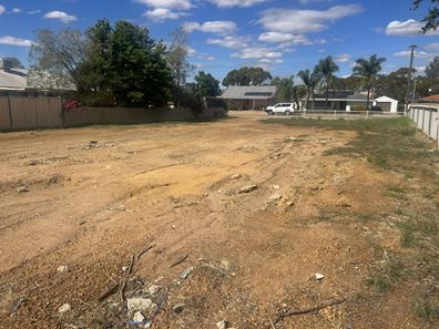 16 Solomon Street, Merredin WA 6415