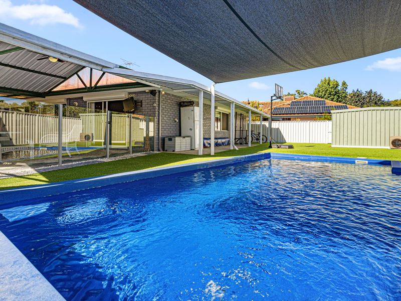 9 Devonian Gardens, Bibra Lake WA 6163