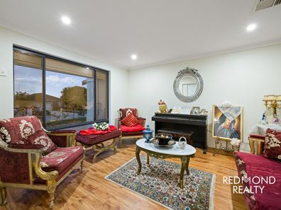 7 Galileo Avenue, Tapping WA 6065