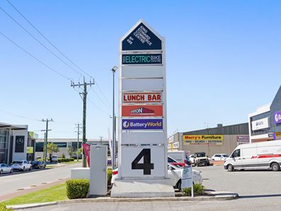 A2/4 King Edward Road, Osborne Park WA 6017