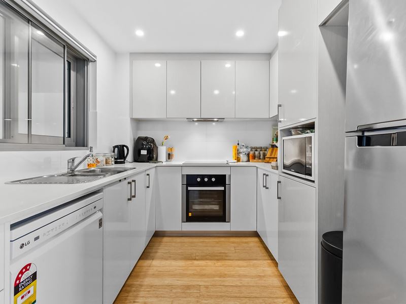 72/33 Newcastle Street, Perth WA 6000
