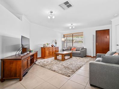 17 Wyton Place, Gosnells WA 6110
