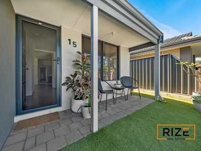 15 Grandis Boulevard, Banksia Grove WA 6031