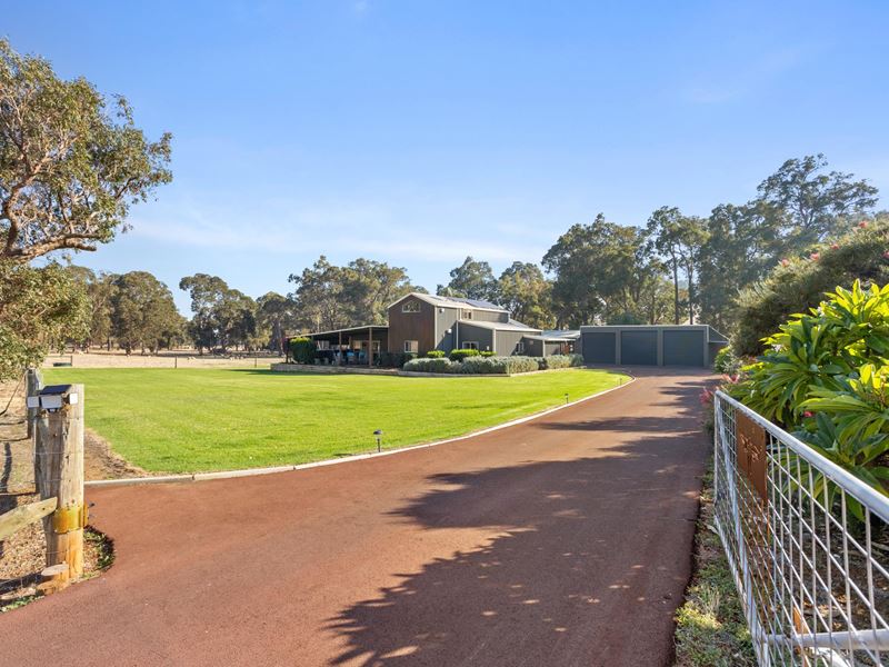 39 Logue Brook Dam  Road, Cookernup WA 6219