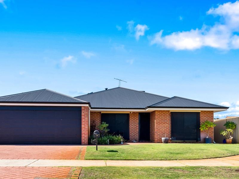 7 Zurich Fairway, Hocking WA 6065