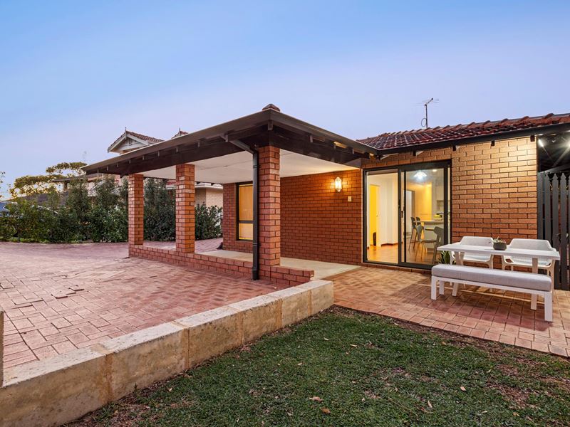 25A Thomas Way, Karrinyup
