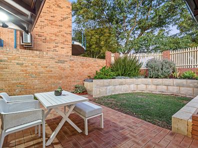 25A Thomas Way, Karrinyup WA 6018