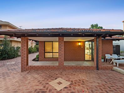 25A Thomas Way, Karrinyup WA 6018