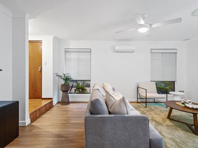 25A Thomas Way, Karrinyup WA 6018