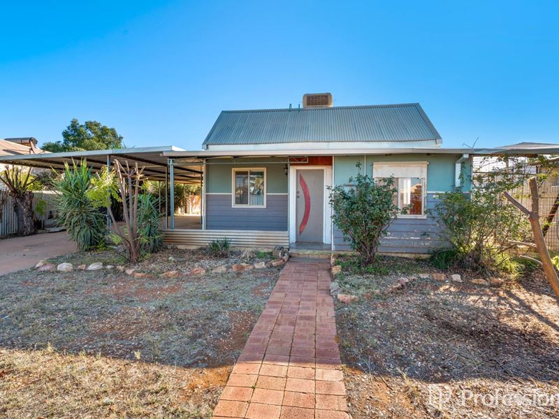 79 Forrest Street, Boulder WA 6432