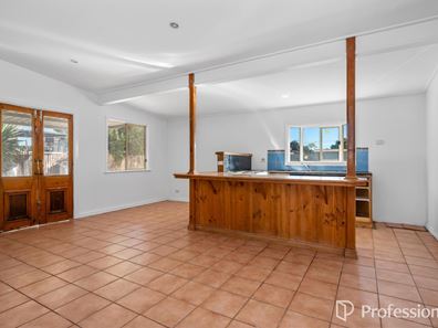 79 Forrest Street, Boulder WA 6432