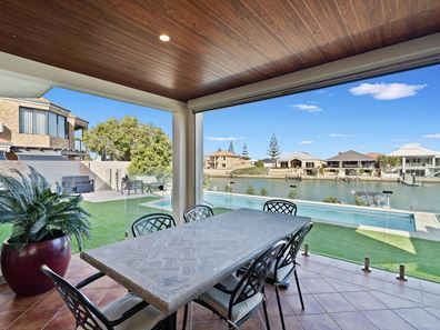 19 Voyager Close, Wannanup WA 6210