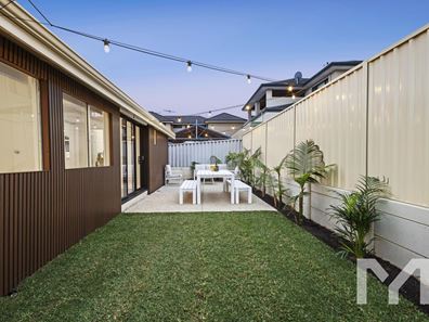 194 Duke Street, Scarborough WA 6019