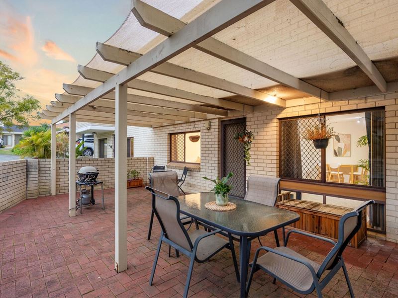 14/79 Clydesdale Street, Como WA 6152