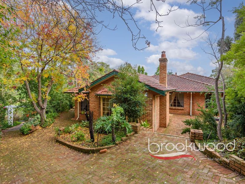 23 Enid Road, Kalamunda WA 6076