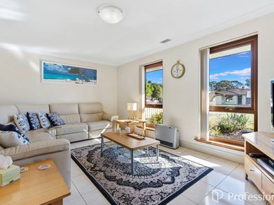 52 Carissa Way, Forrestfield WA 6058