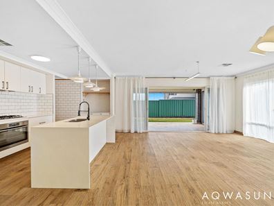 41 Indiana Parade, Singleton WA 6175