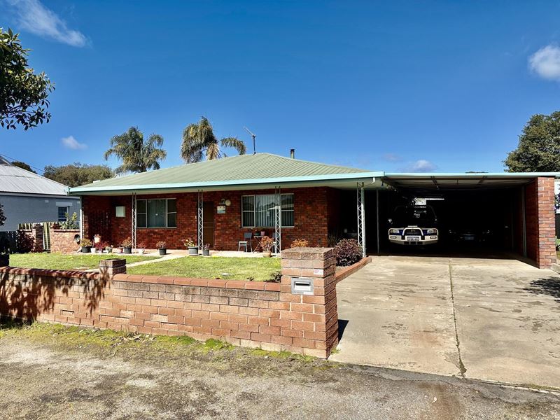 46 Beaufort Street, Katanning WA 6317