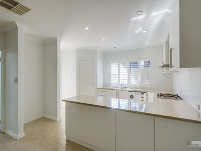 38 Latrobe St, Yokine WA 6060