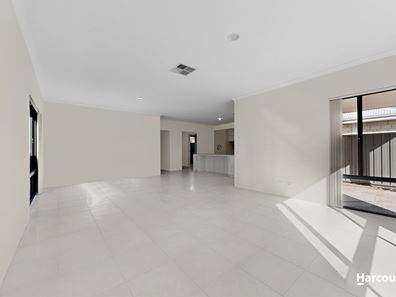 19 Jerdacuttup Loop, Brabham WA 6055