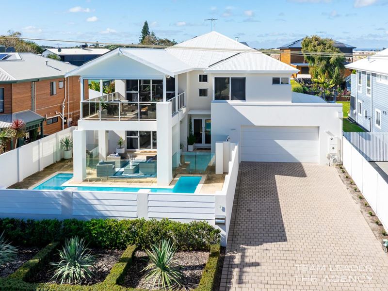 4 Treasure Road, Singleton WA 6175
