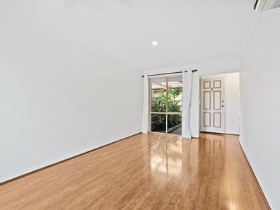 5/18 Hefron Street, Rockingham WA 6168