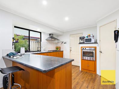 8 Orchid Pass, Thornlie WA 6108