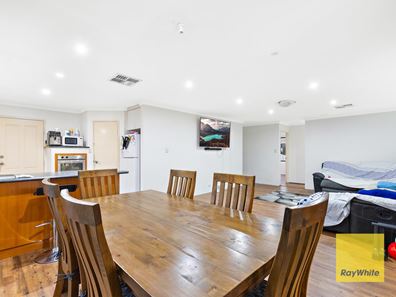 8 Orchid Pass, Thornlie WA 6108