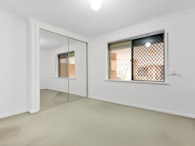 2/201 Royal Street, Yokine WA 6060
